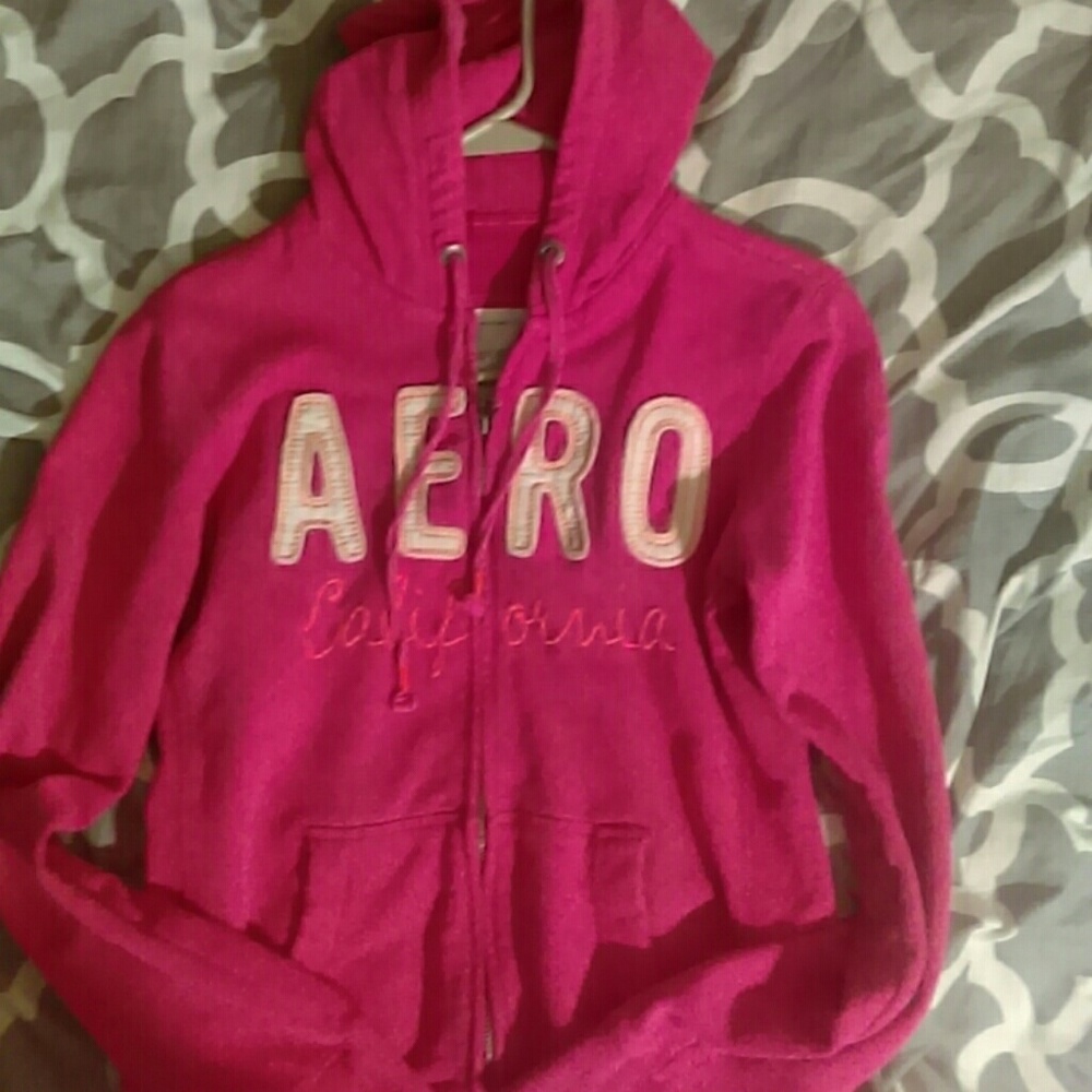 Aeropostale, medium